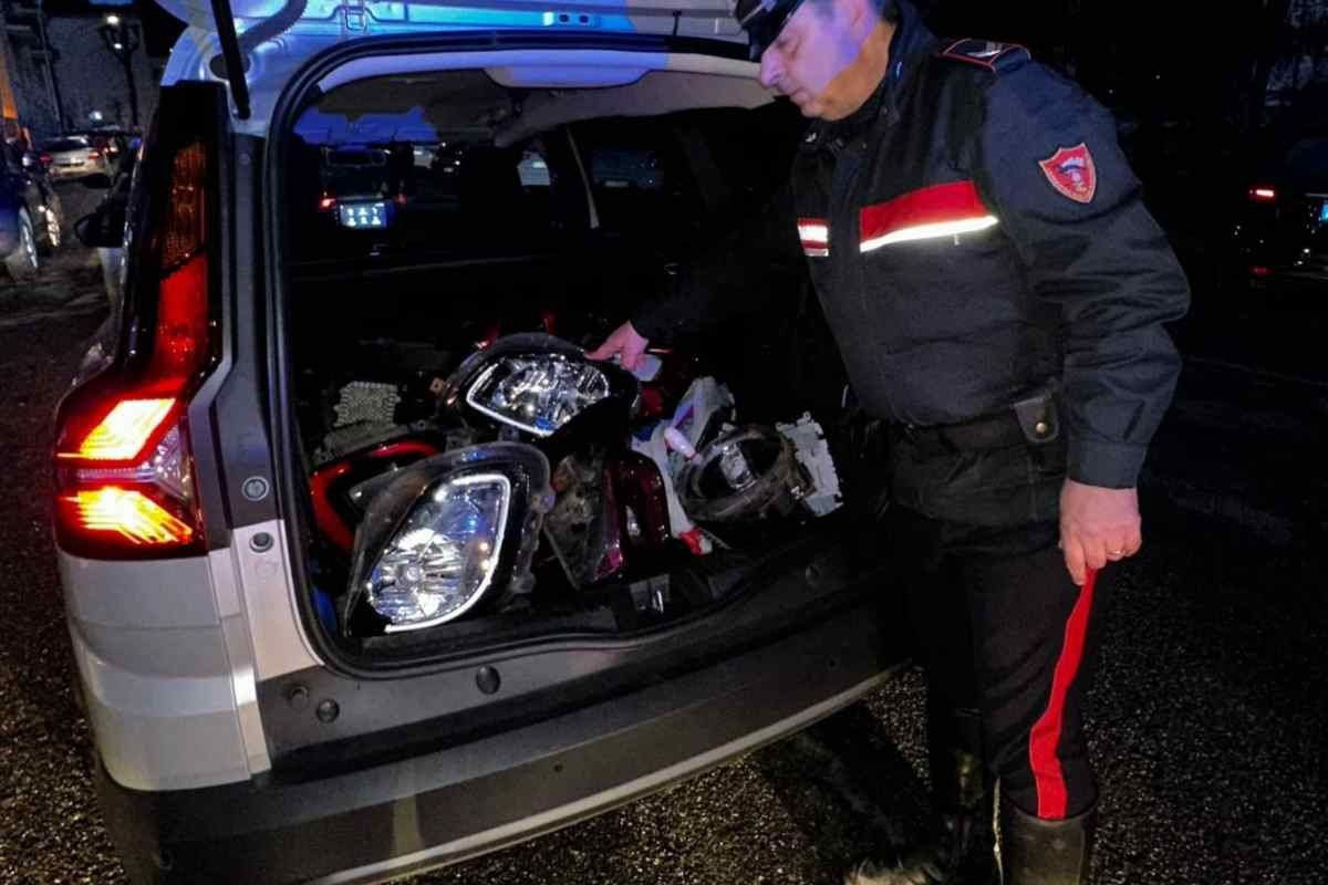 Ladro di pezzi di ricambio arrestato a Roma dopo inseguimento notturno